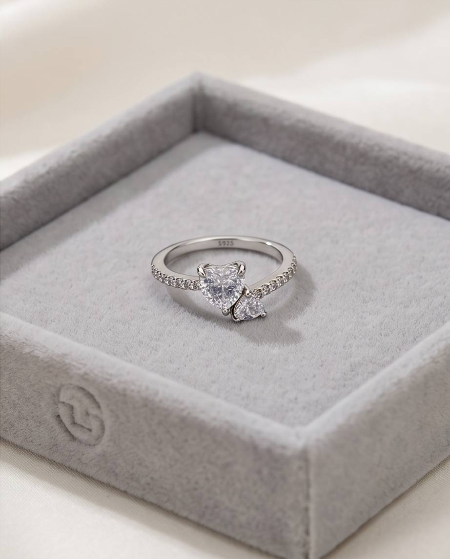 Amora Heart S925 Sterling Silver Ring